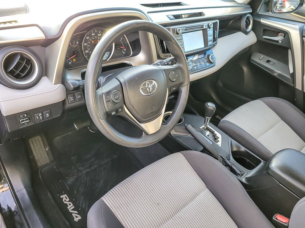Used 2015 Toyota RAV4 XLE image 8