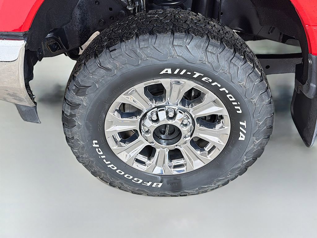 Used 2019 Ford F250 XLT w/ XLT Premium Package AWD/4WD image 14