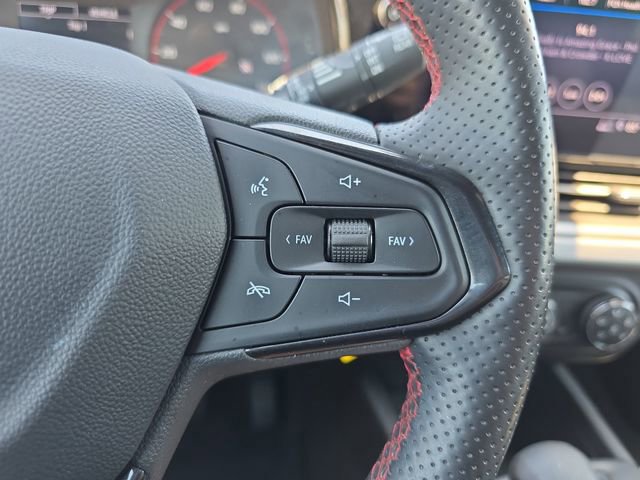 Used 2024 Chevrolet Trax RS w/ Driver Confidence Package FWD image 20