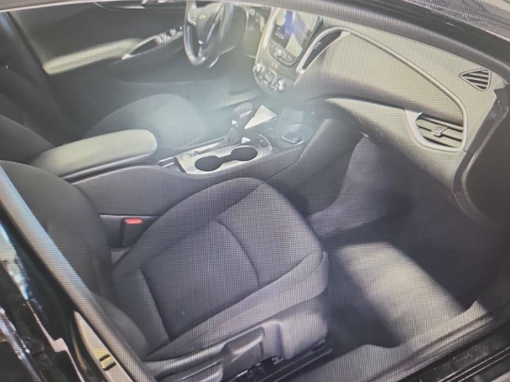 Used 2022 Chevrolet Malibu RS FWD image 12