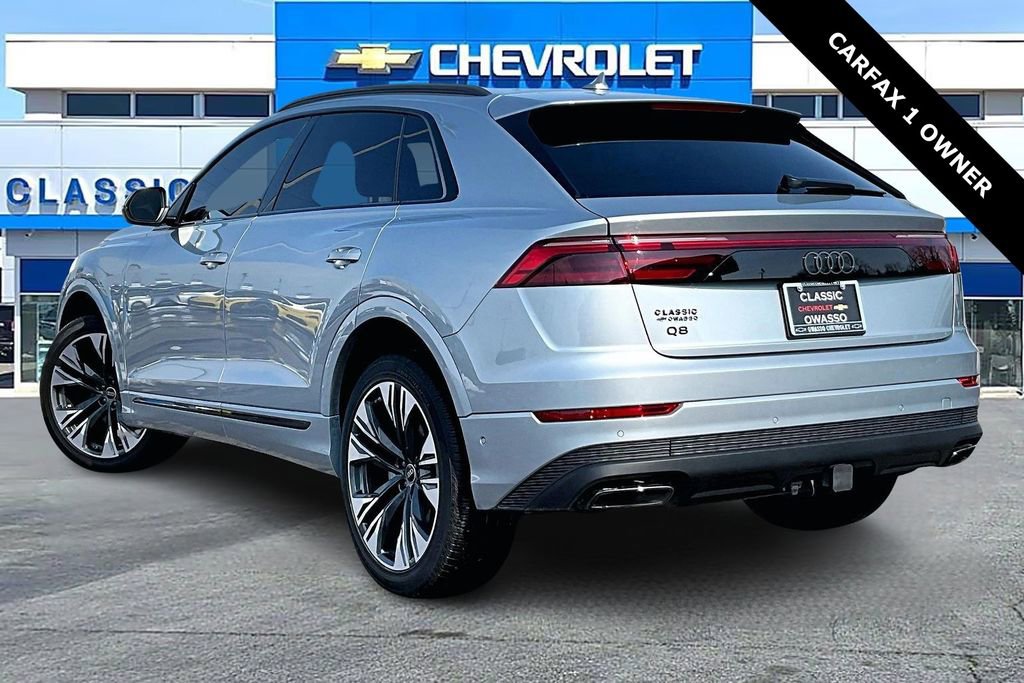 Used 2025 Audi Q8 Premium image 4