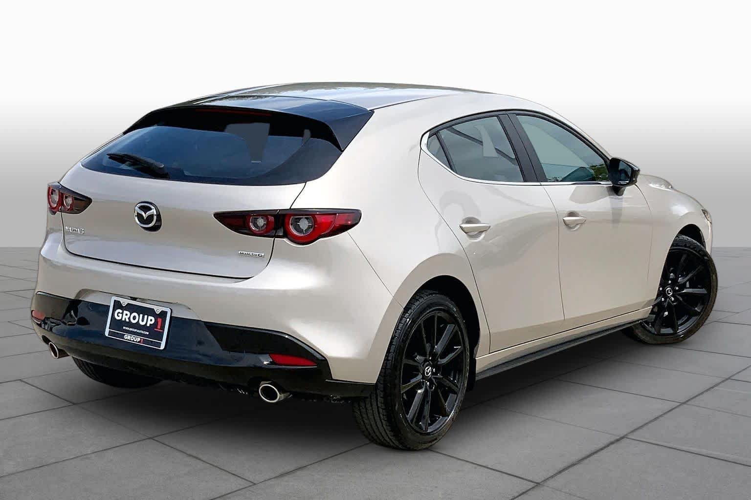 Used 2024 MAZDA MAZDA3 s FWD image 13