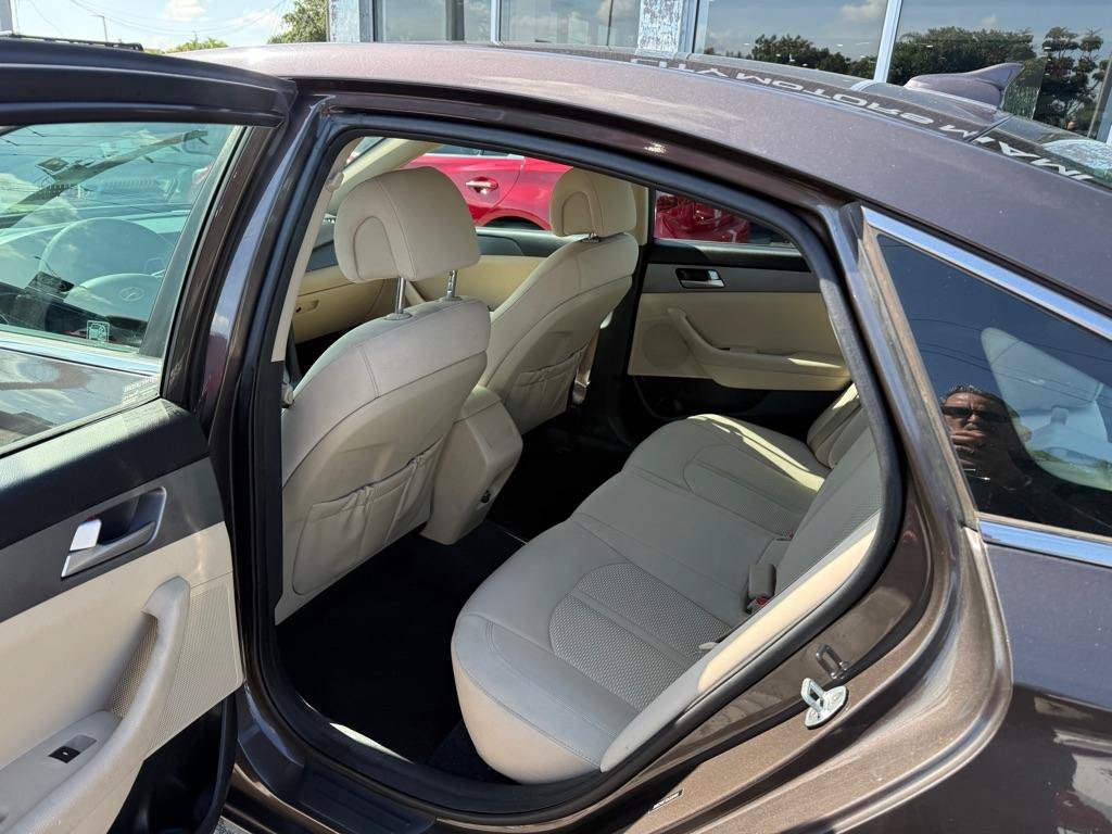Used 2016 Hyundai Sonata SE FWD image 27