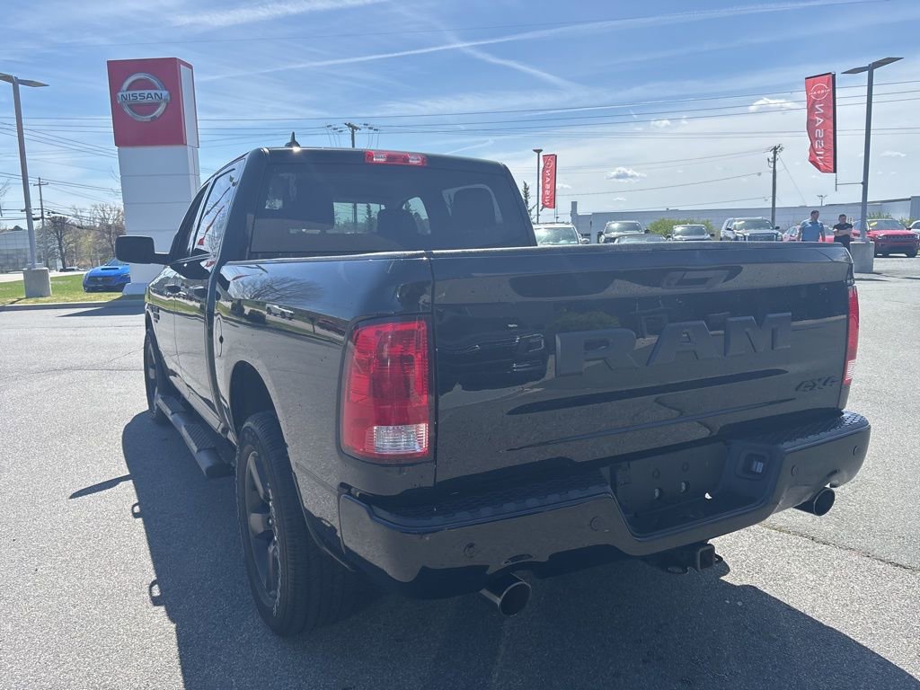 Used 2022 RAM 1500 Classic Tradesman AWD/4WD image 5
