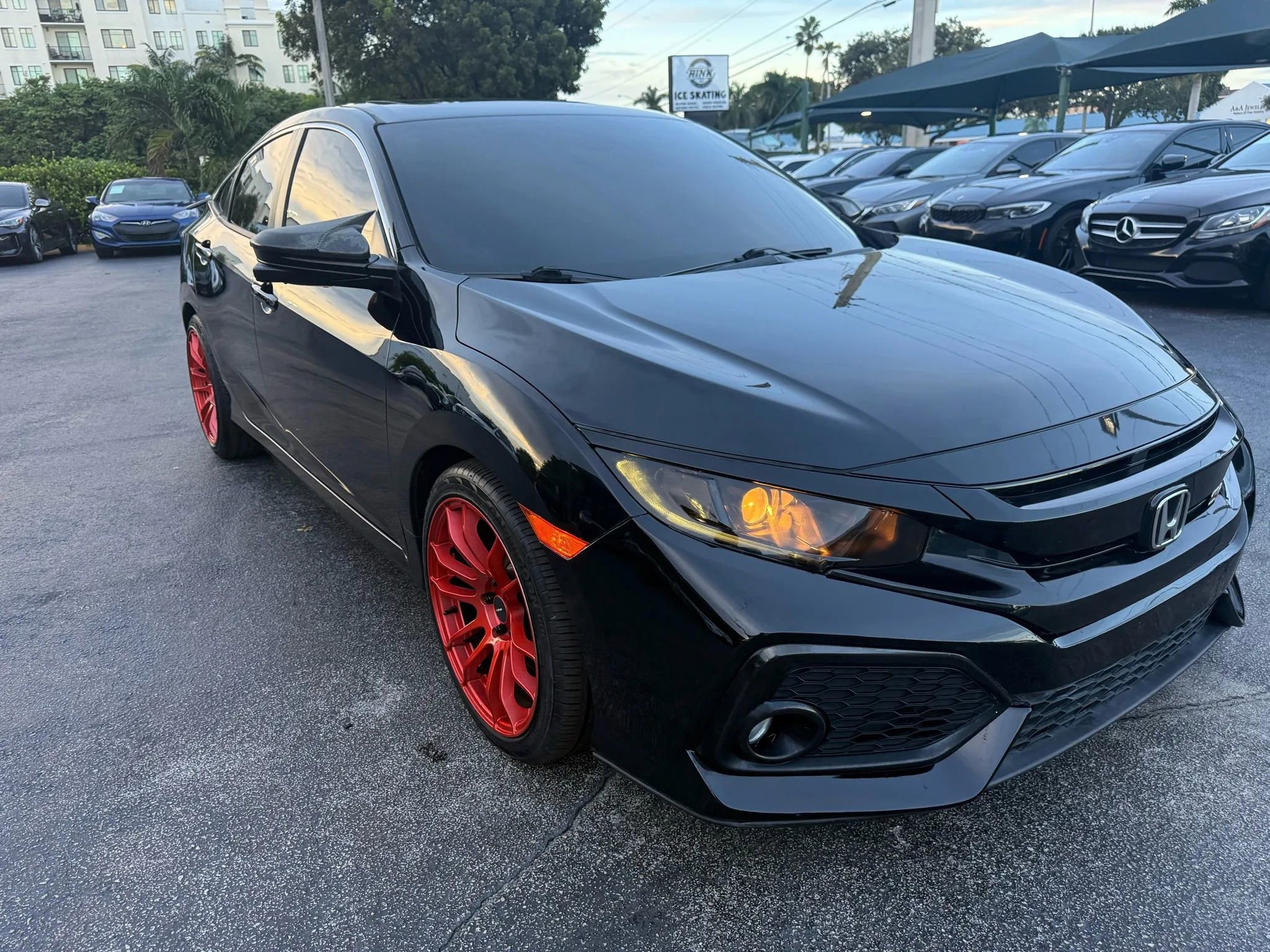 Used 2018 Honda Civic Si image 9