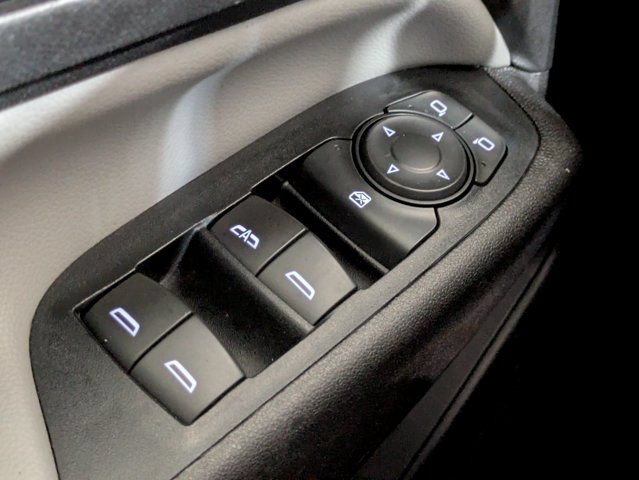 Used 2018 Chevrolet Equinox LS FWD image 23