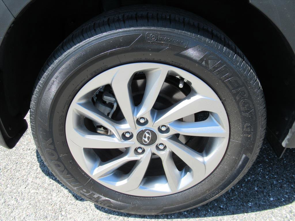 Used 2018 Hyundai Tucson SE w/ Cargo Package image 8