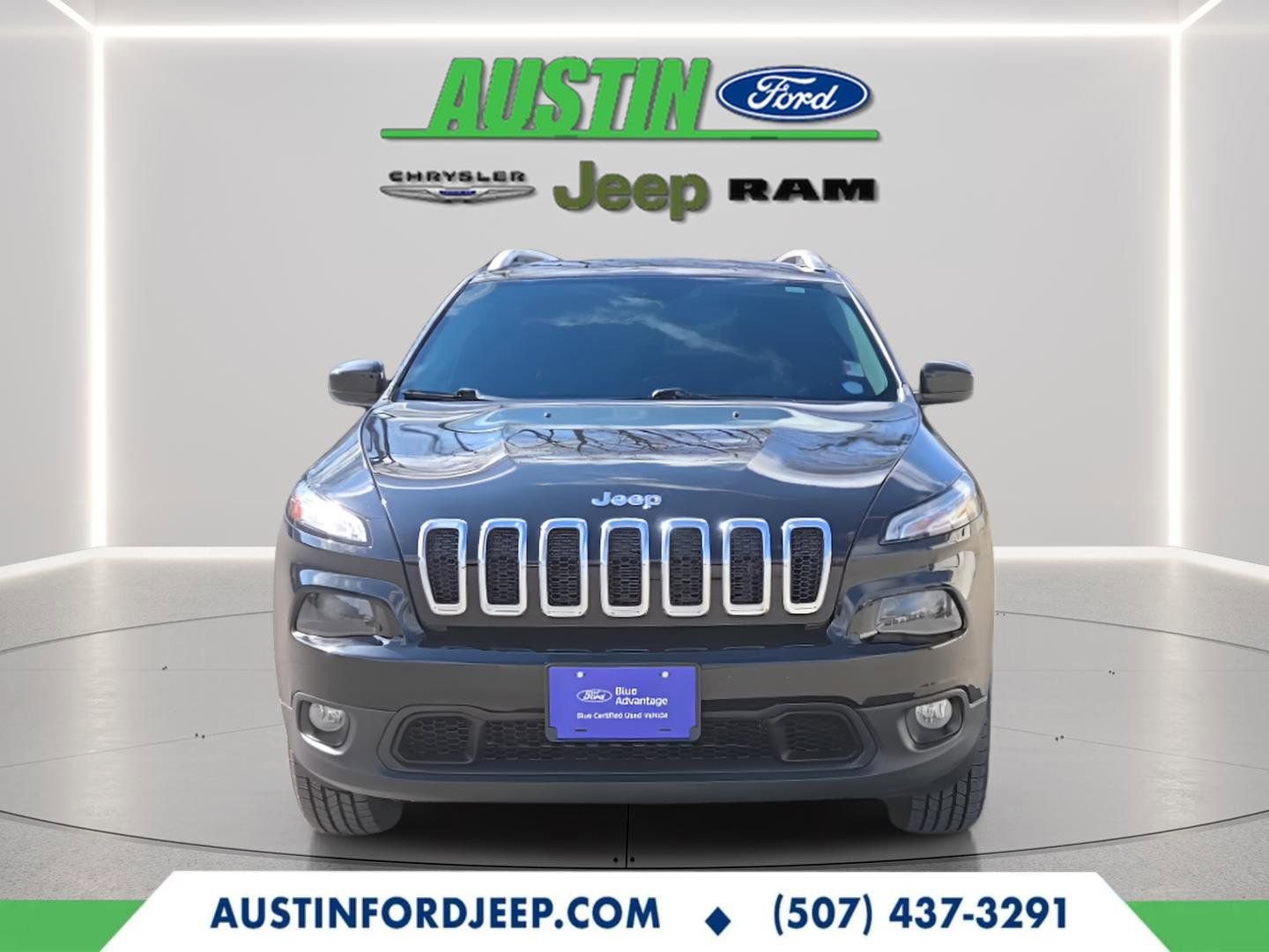 Used 2017 Jeep Cherokee Latitude image 8