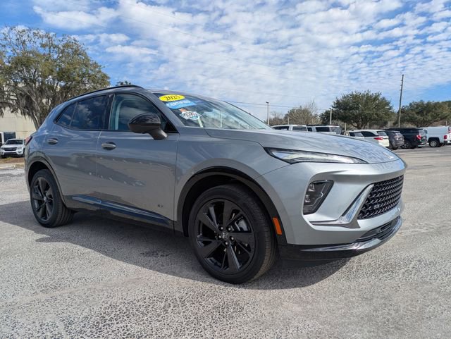 Certified 2025 Buick Envision Sport Touring image 2