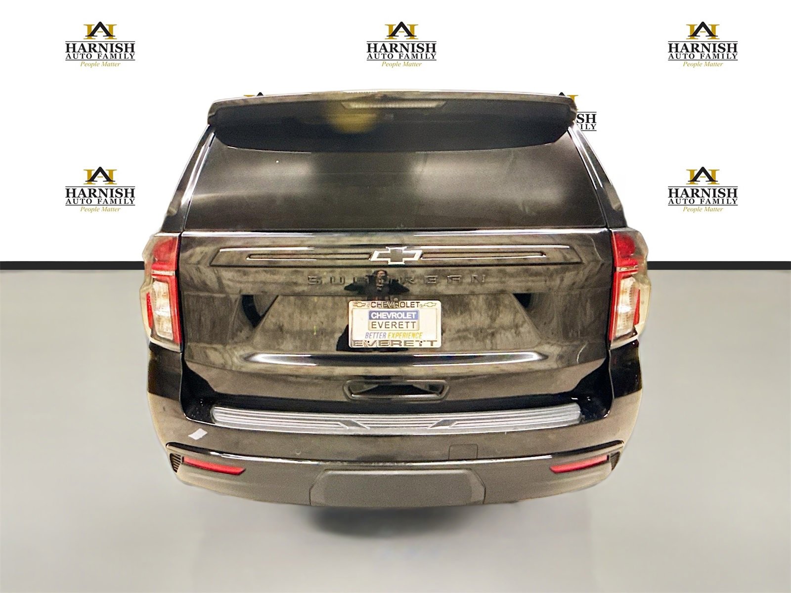Used 2023 Chevrolet Suburban Z71 w/ Luxury Package image 6