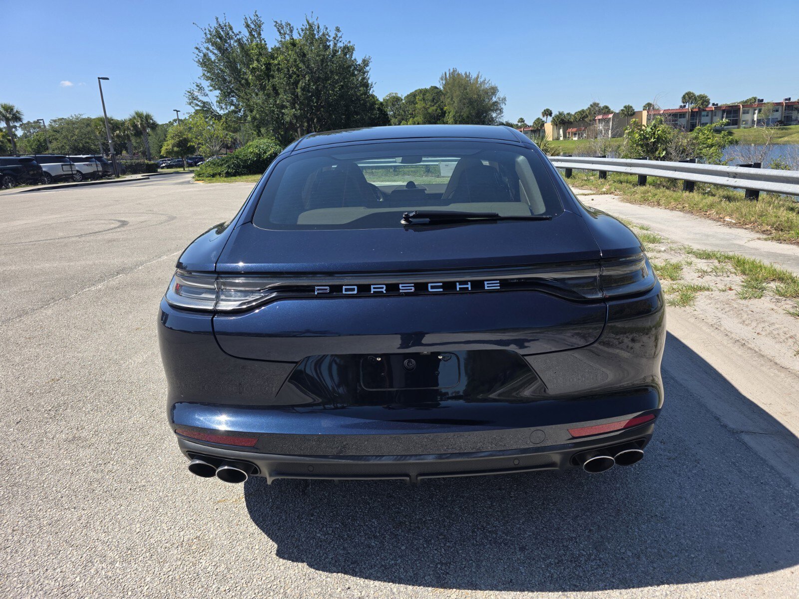 Used 2022 Porsche Panamera 4 E-Hybrid AWD/4WD image 6