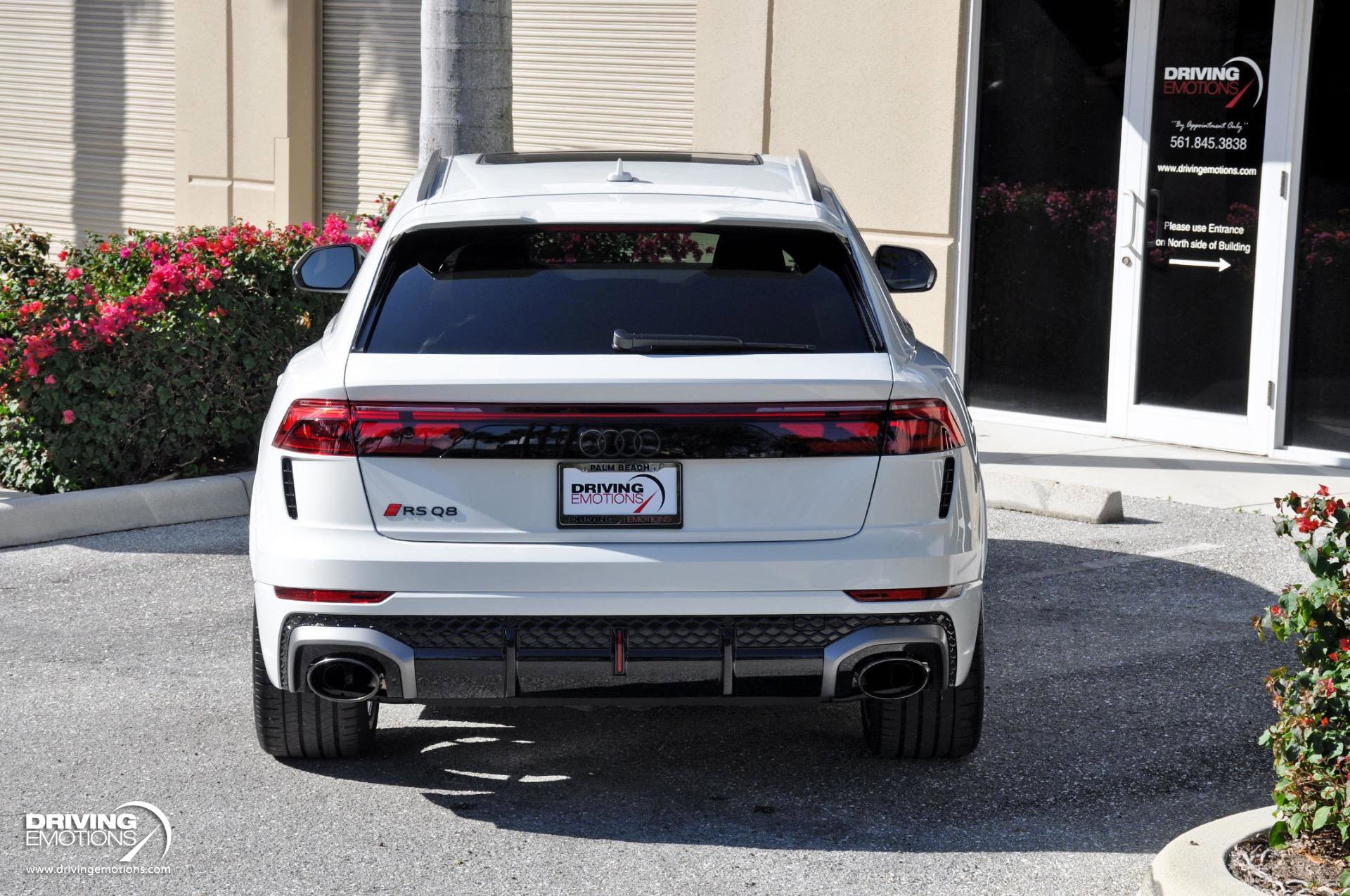 Used 2025 Audi RS Q8 performance image 36