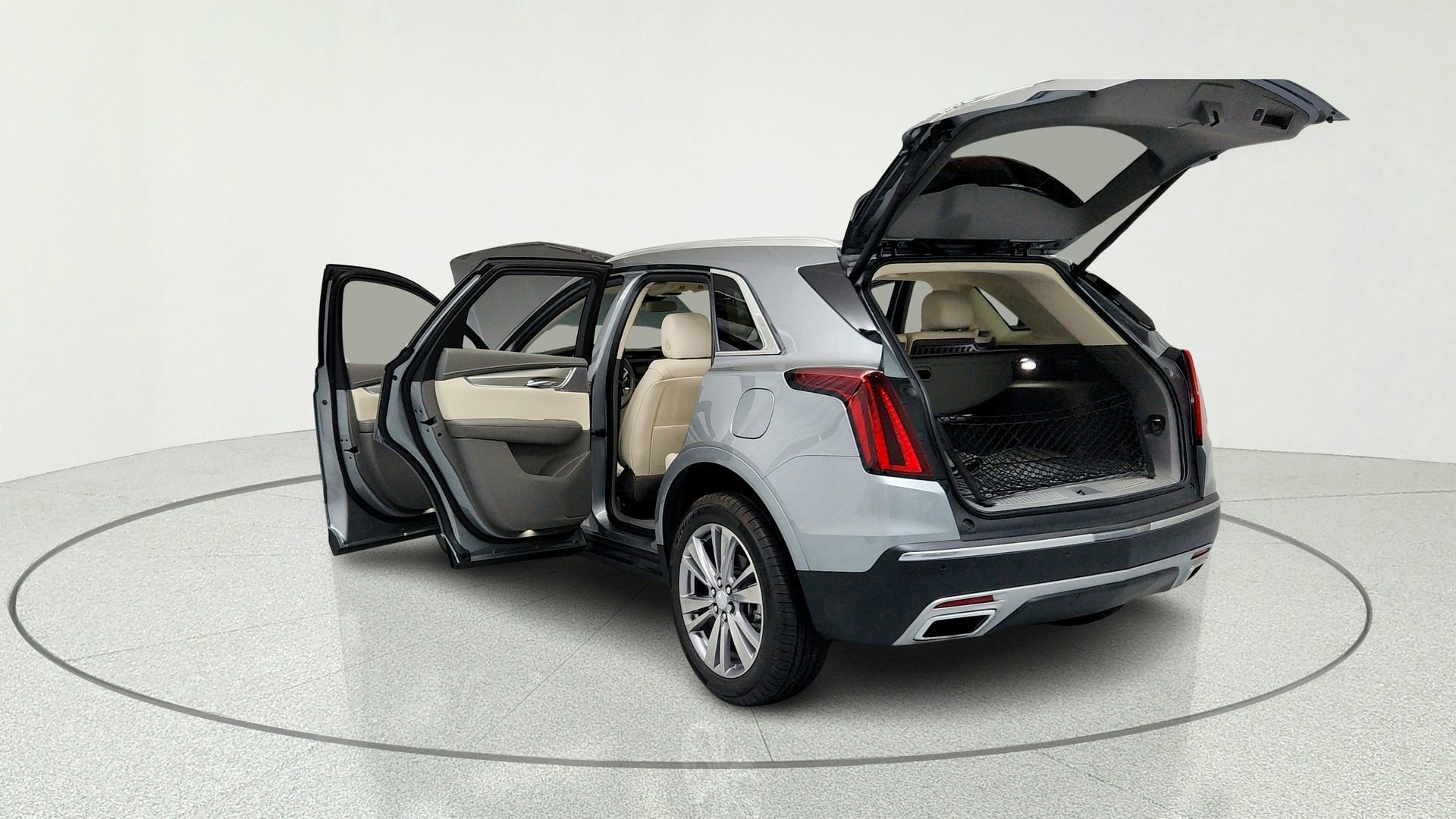 Used 2024 Cadillac XT5 Premium Luxury w/ LPO, Floor Liner Package FWD image 11