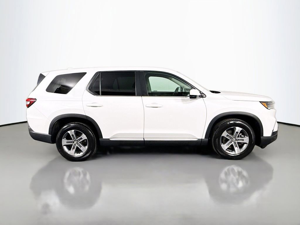 Used 2023 Honda Pilot EX-L image 8