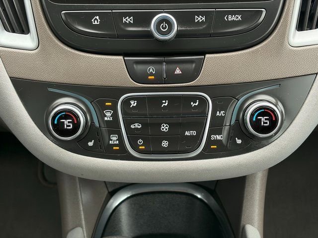 Used 2024 Chevrolet Malibu LT image 23