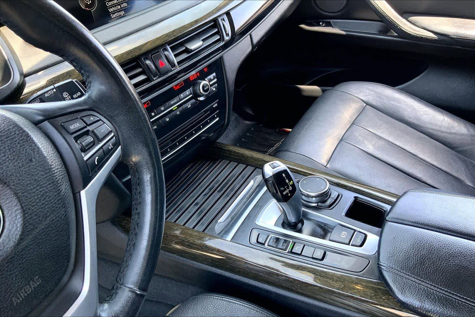 Used 2015 BMW X5 xDrive35i AWD/4WD image 16