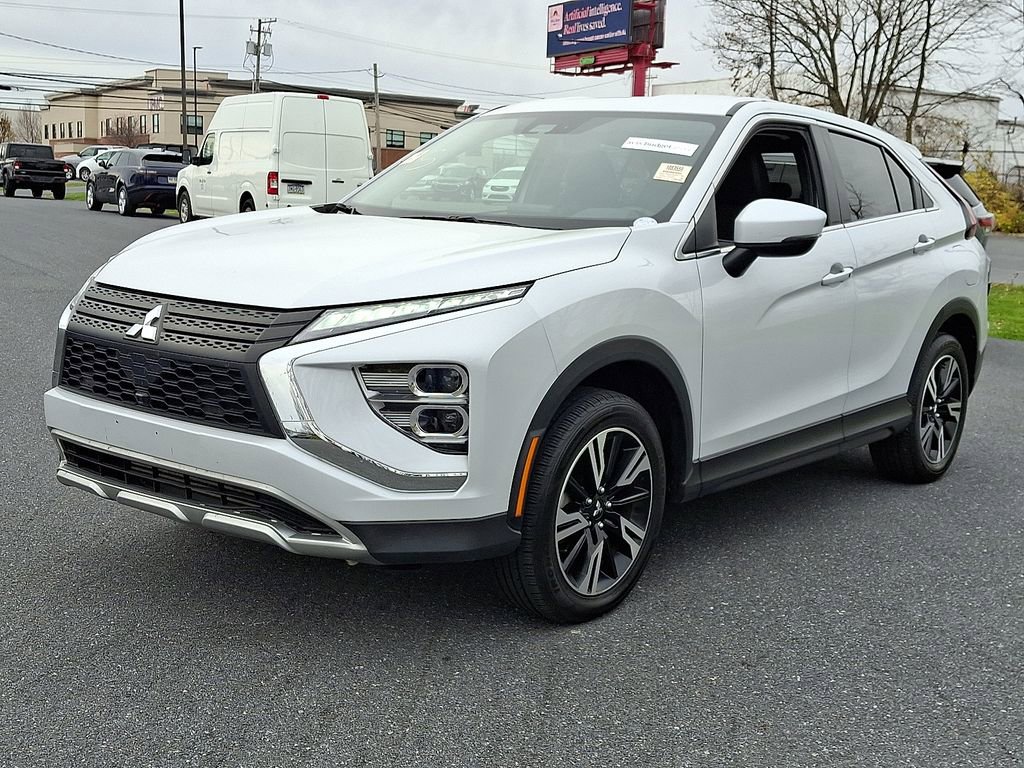 Used 2024 Mitsubishi Eclipse Cross SE image 2