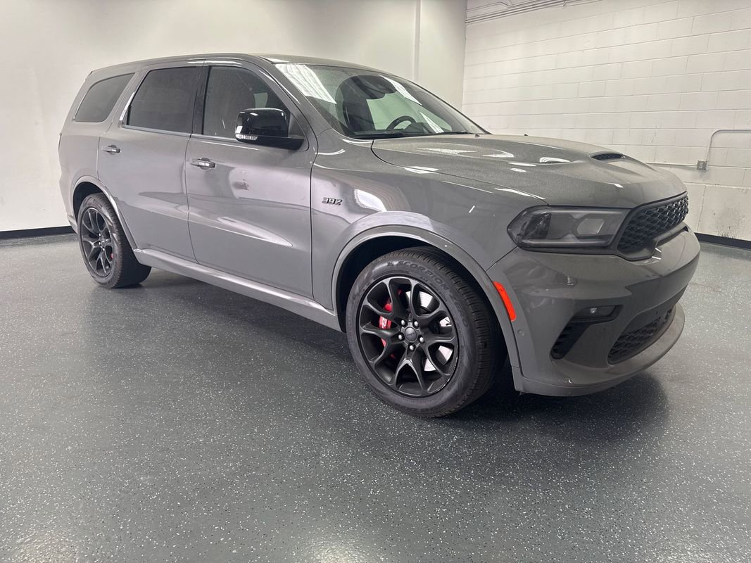 Used 2022 Dodge Durango SRT w/ Technology Group image 2