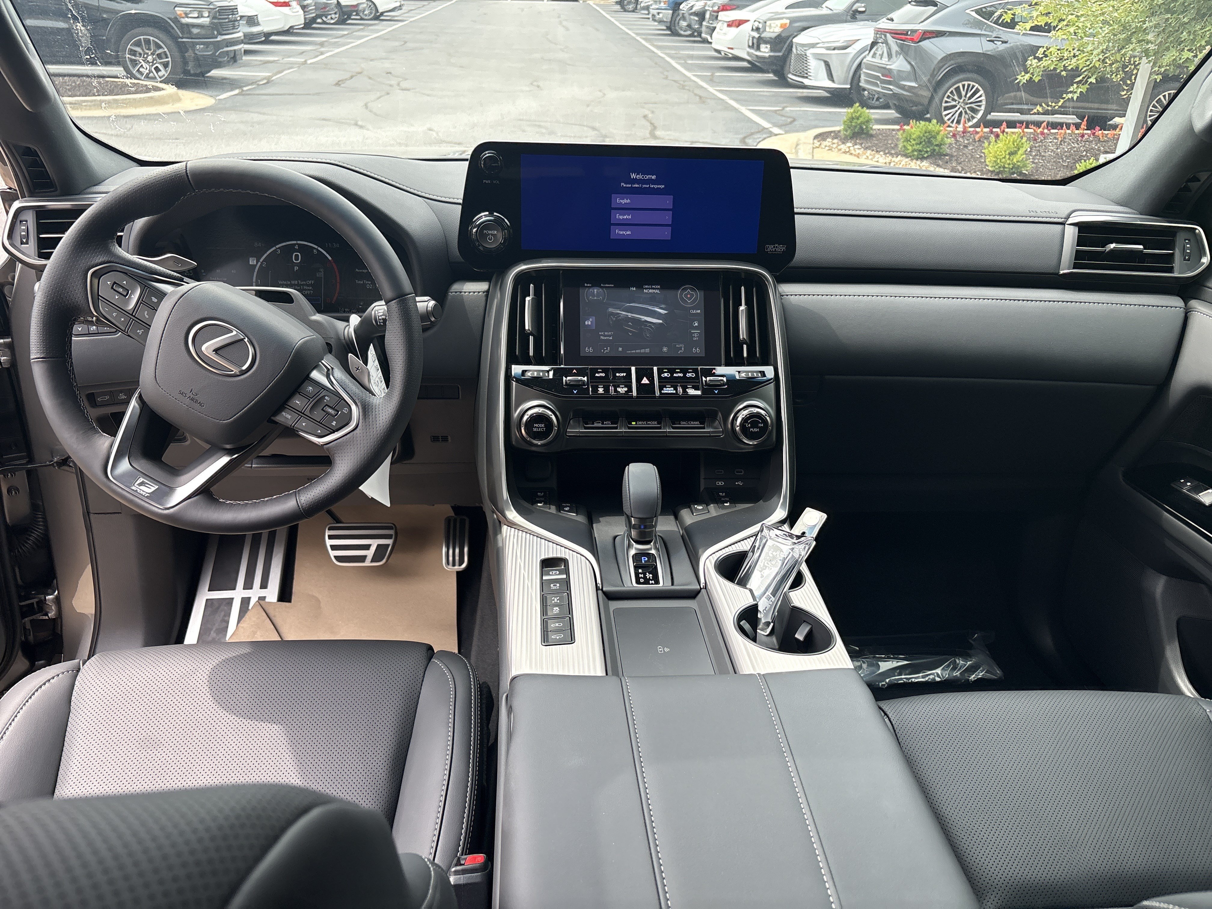 New 2026 Lexus LX 700h F Sport AWD/4WD image 18