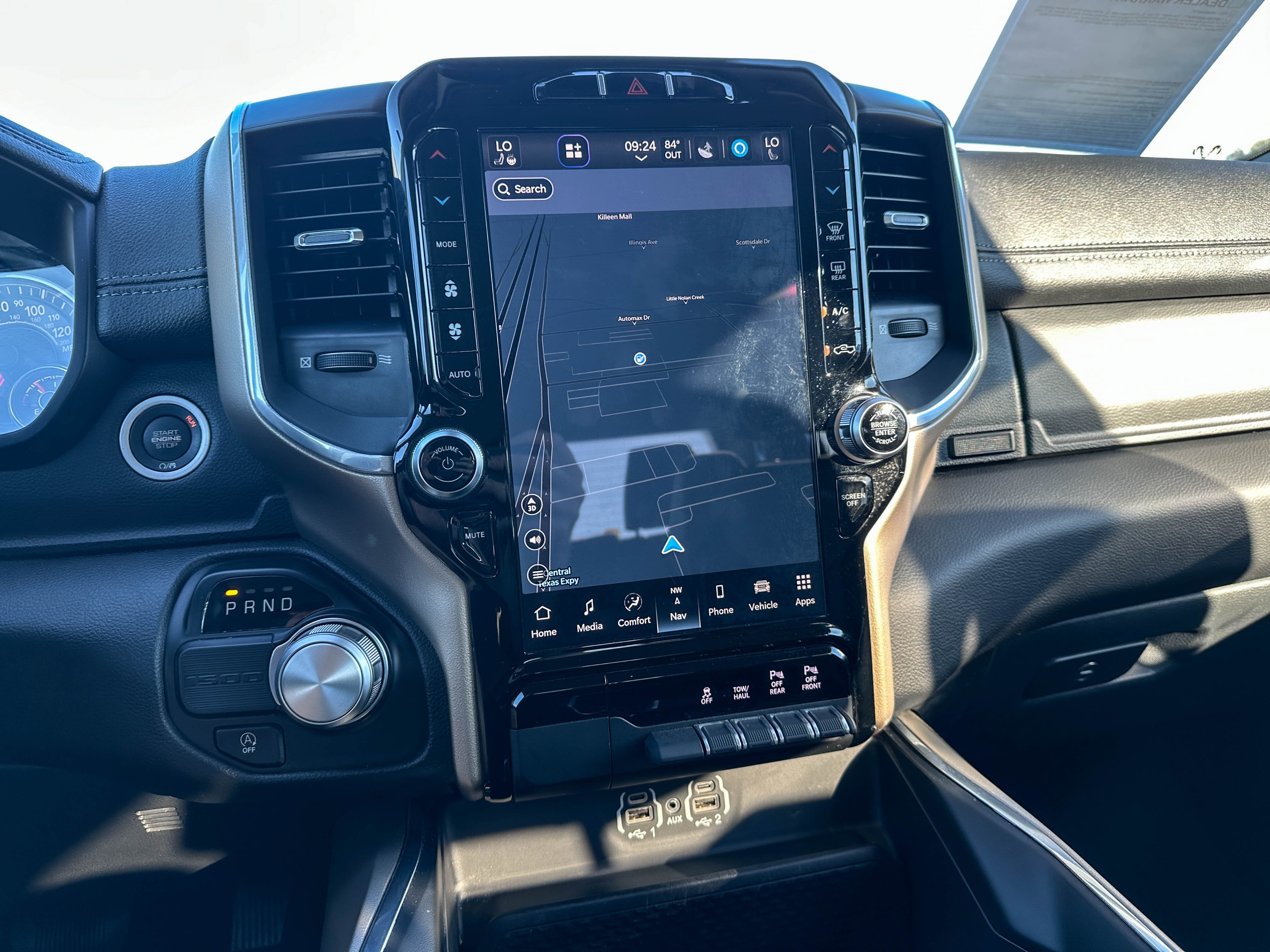 Used 2022 RAM 1500 Laramie RWD image 32