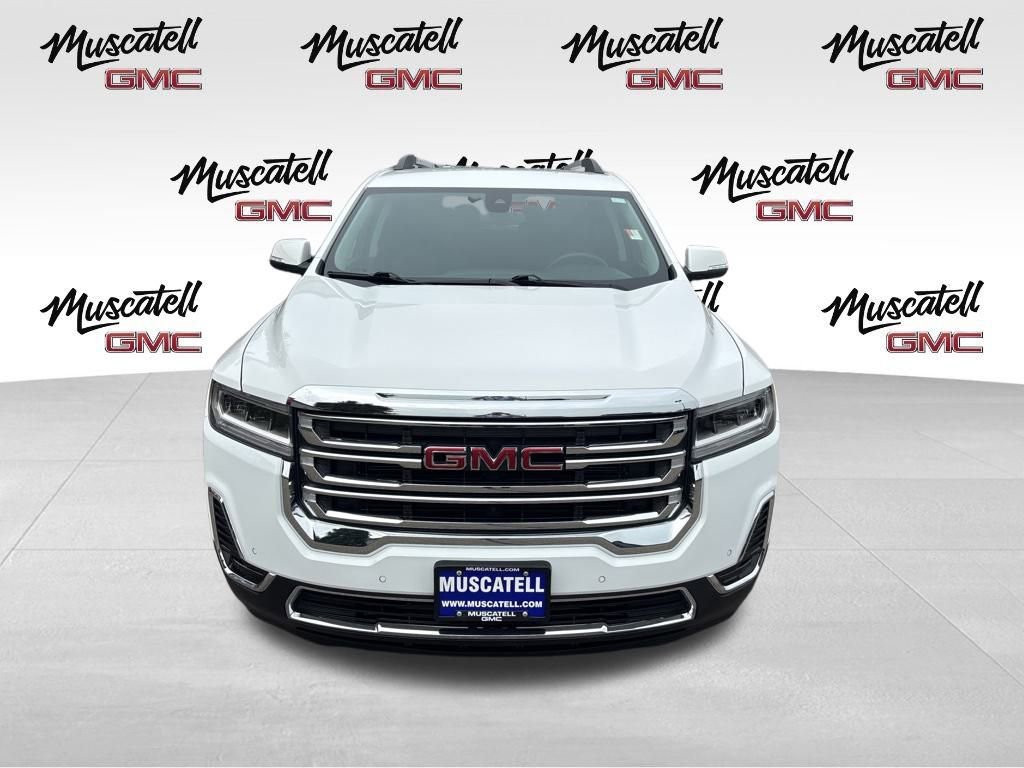 Used 2023 GMC Acadia SLE w/ Driver Convenience Package image 2