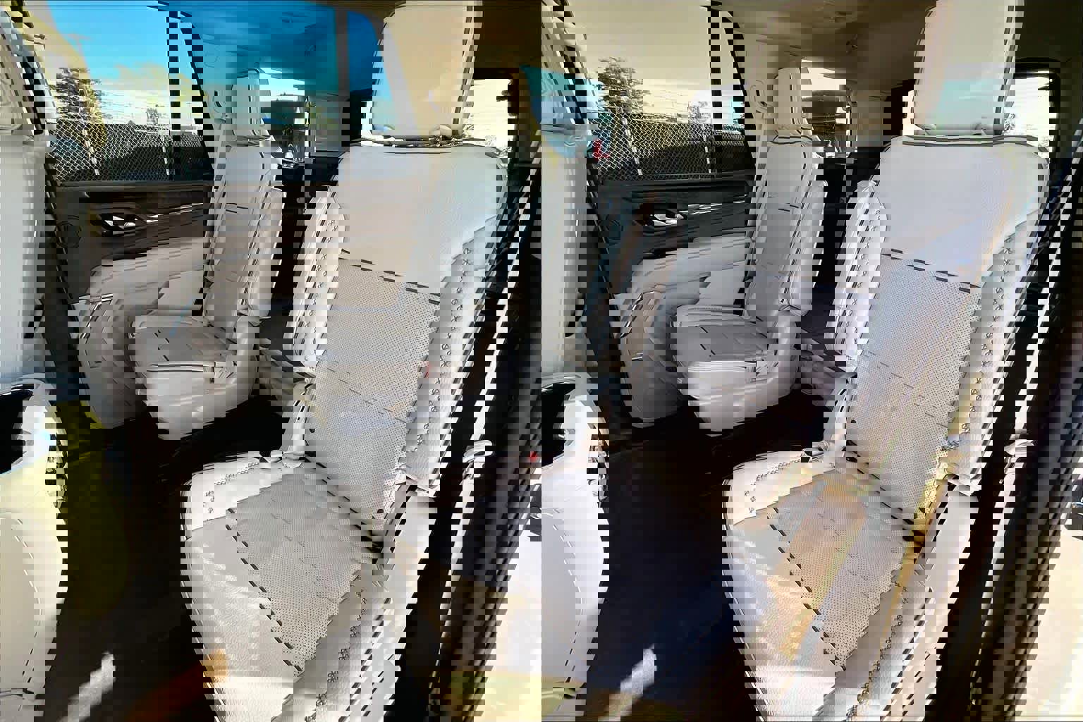 Used 2023 GMC Yukon Denali w/ Max Trailering Package image 19