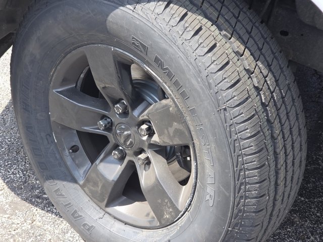 Used 2019 RAM 1500 Classic SLT AWD/4WD image 8