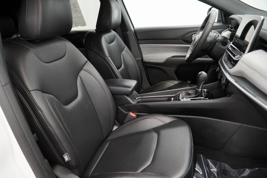 Certified 2024 Jeep Compass Latitude image 46