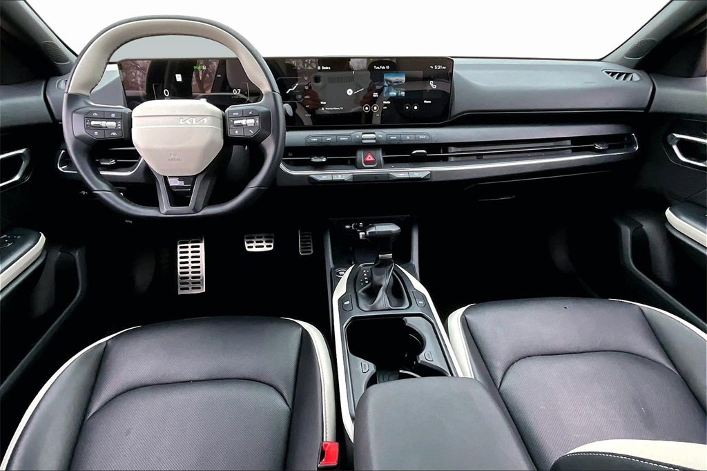Certified 2025 Kia K4 GT-Line Turbo image 15