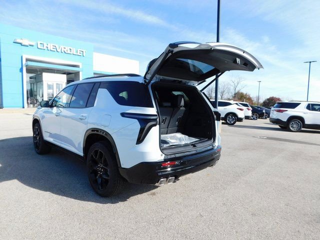 New 2026 Chevrolet Traverse RS w/ LPO, Floor Liner Package image 24