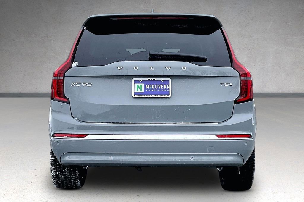 New 2026 Volvo XC90 T8 Plus w/ Protection Package Premier AWD/4WD image 4