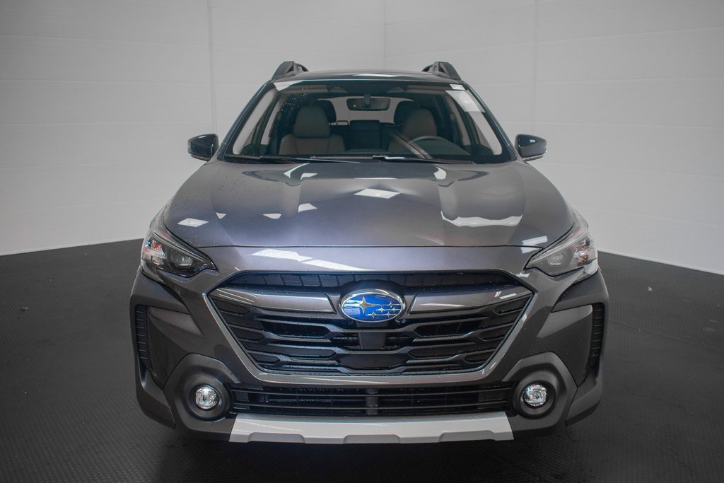 New 2025 Subaru Outback Limited image 2