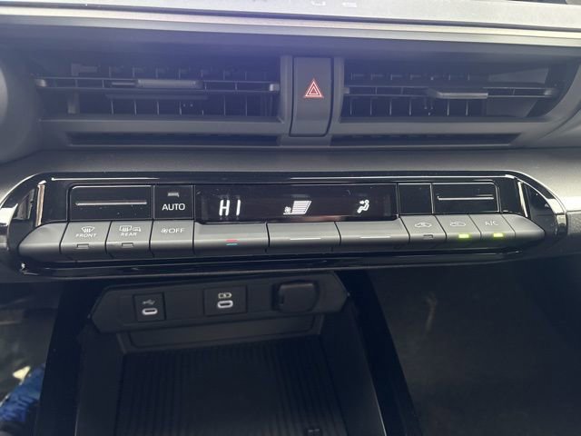 New 2026 Toyota Prius LE image 18