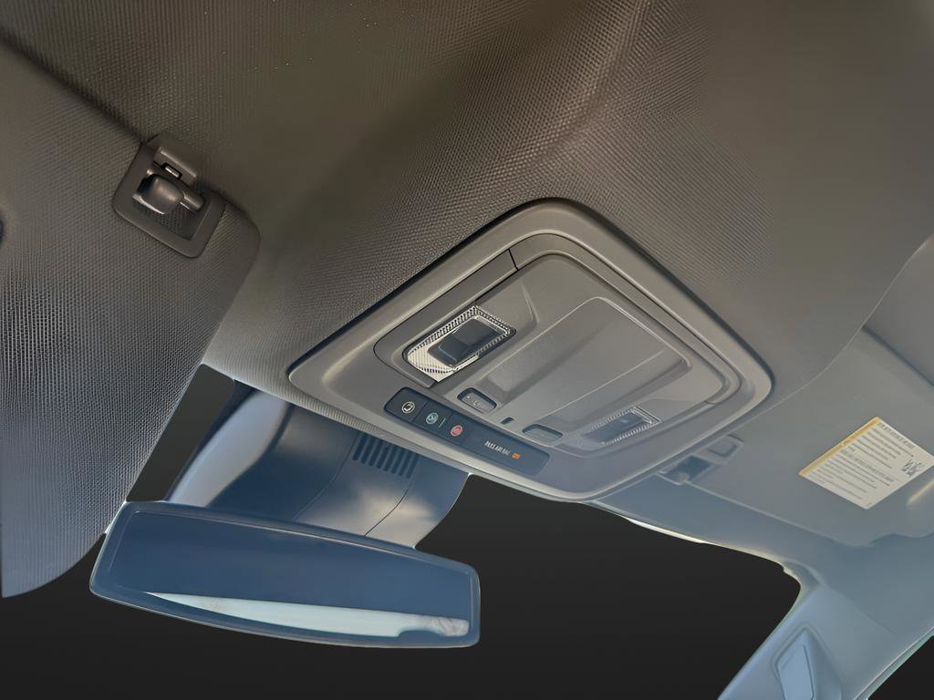 Used 2026 GMC Sierra 1500 SLT RWD image 17