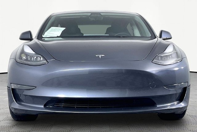 Used 2023 Tesla Model 3 Standard Range RWD image 2