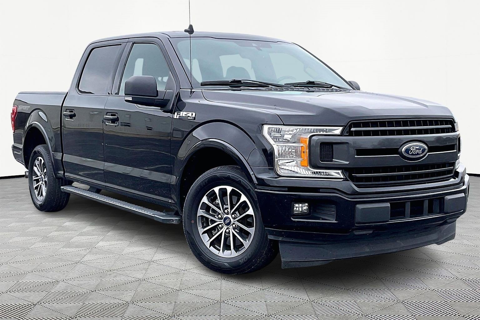 Used 2020 Ford F150 XLT w/ Equipment Group 302A Luxury image 1