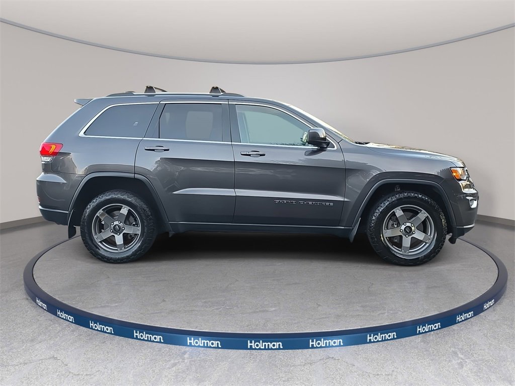 Used 2018 Jeep Grand Cherokee Laredo image 5