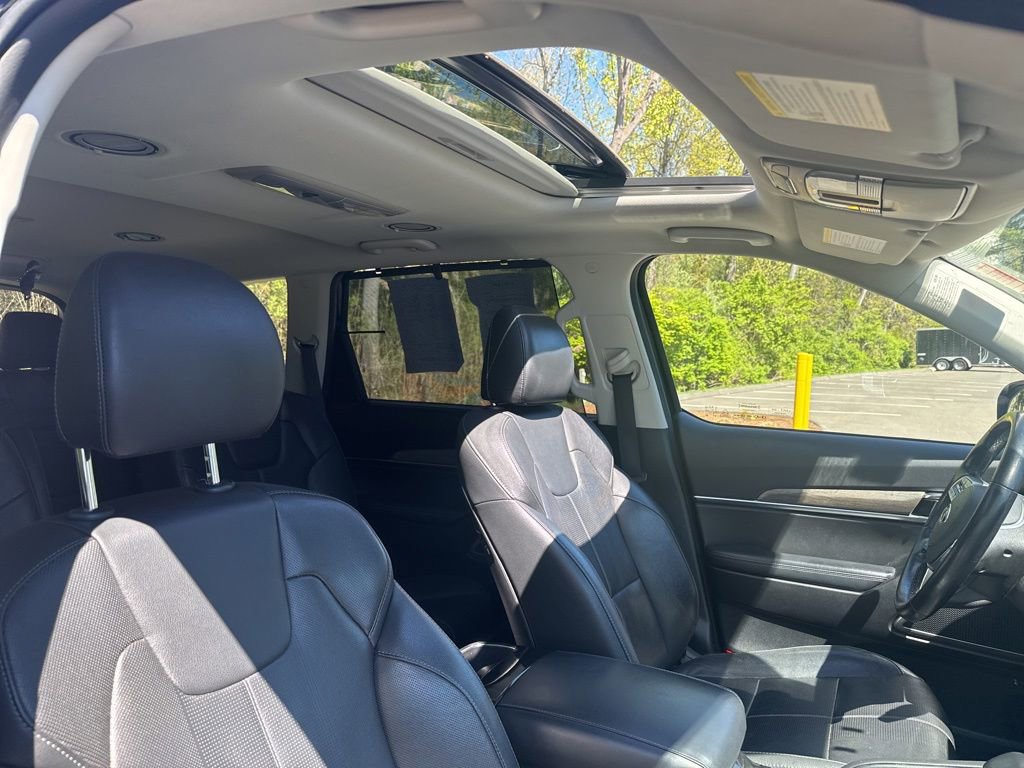 Used 2021 Kia Telluride EX w/ EX Premium Package AWD/4WD image 9