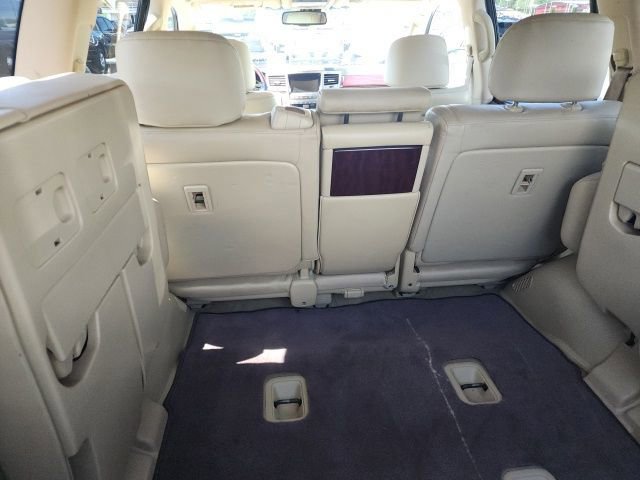 Used 2011 Lexus LX 570 4WD w/ Luxury Pkg image 8