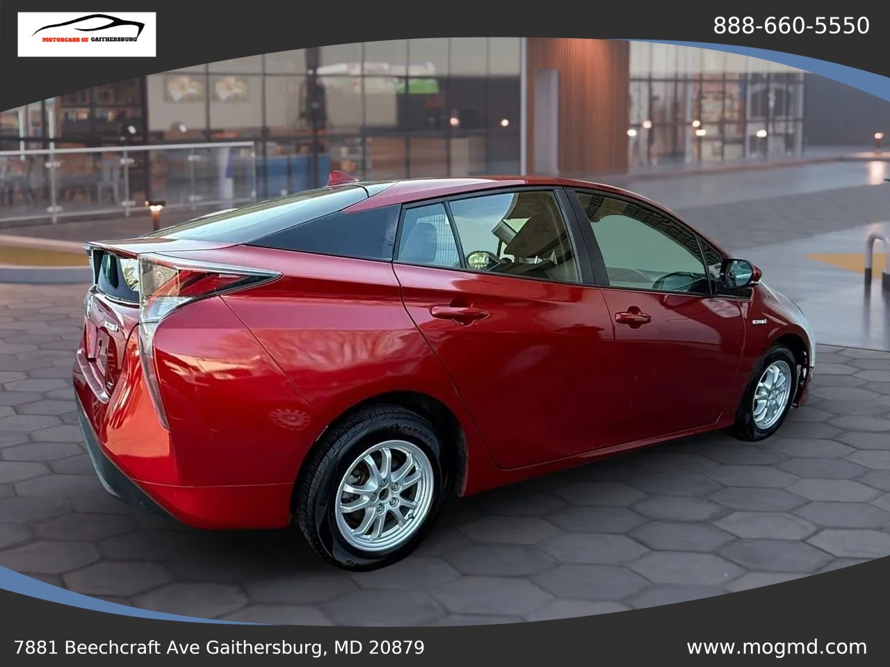 Used 2016 Toyota Prius Two FWD image 3