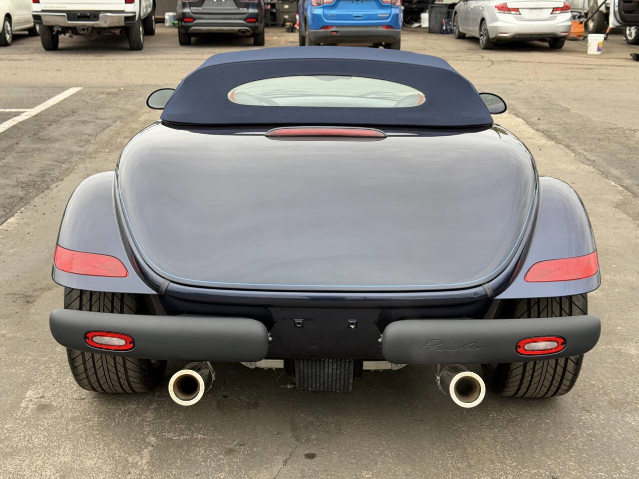 Used 2001 Chrysler Prowler image 9