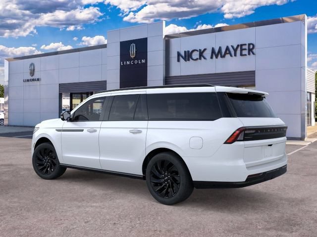 New 2026 Lincoln Navigator L Reserve w/ Jet Appearance Package AWD/4WD image 4