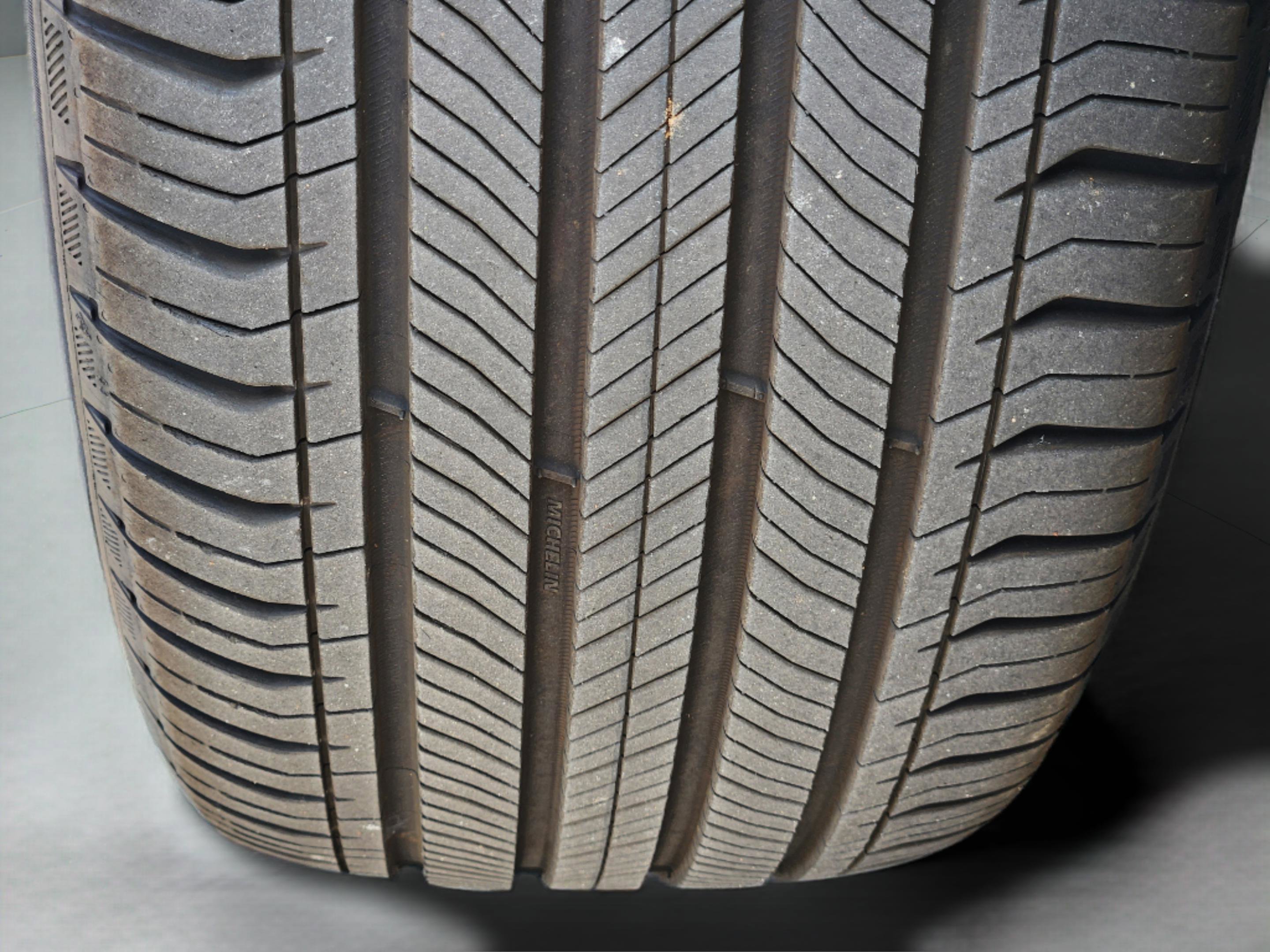 Certified 2025 Mercedes-Benz GLC 300 4MATIC image 28