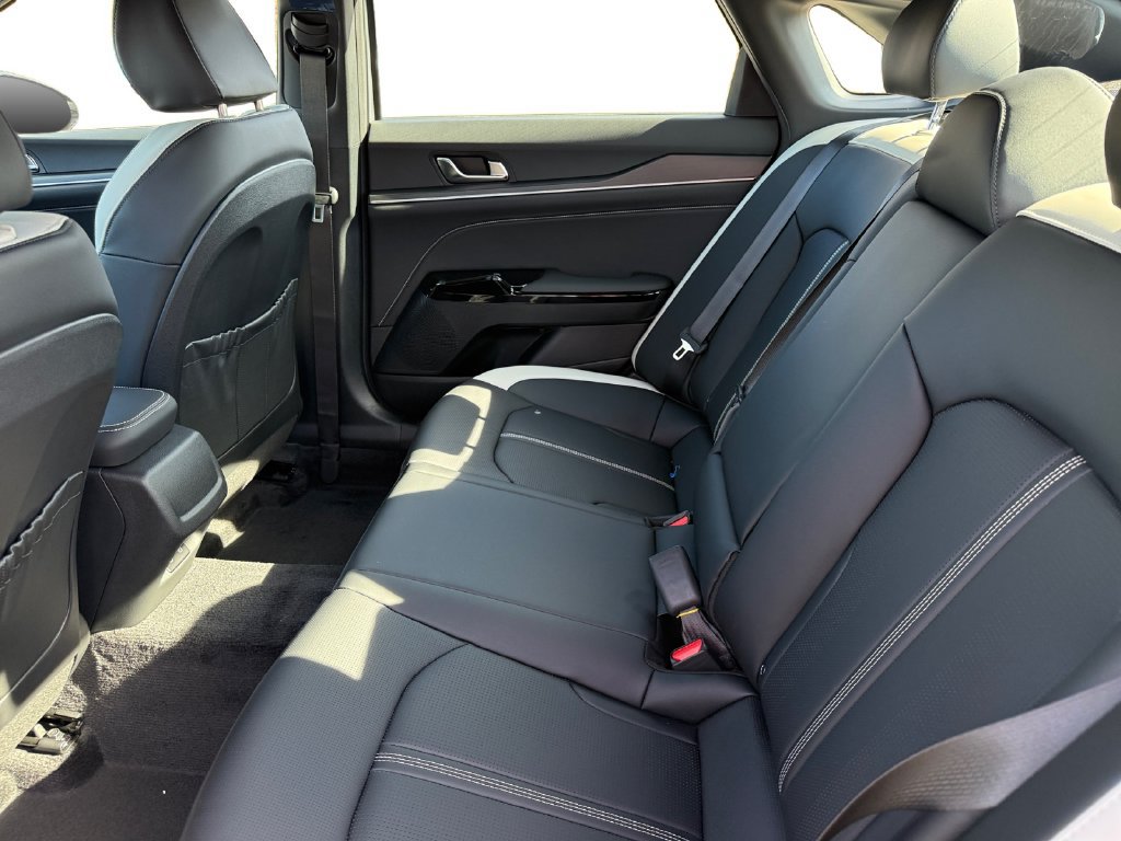 New 2027 Kia K5 GT-Line w/ GT-Line Premium Package AWD/4WD image 15