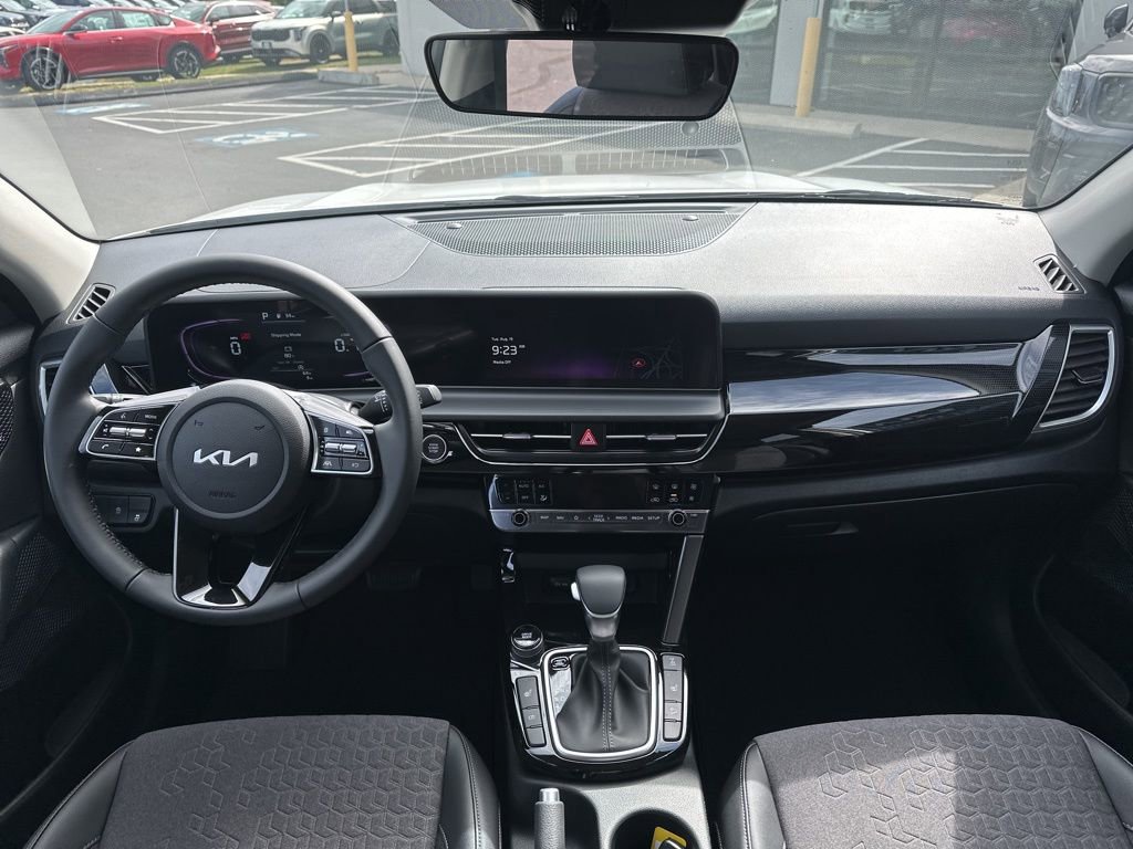 Used 2026 Kia Seltos S AWD/4WD image 25
