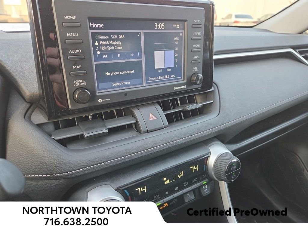 Used 2021 Toyota RAV4 XLE image 19