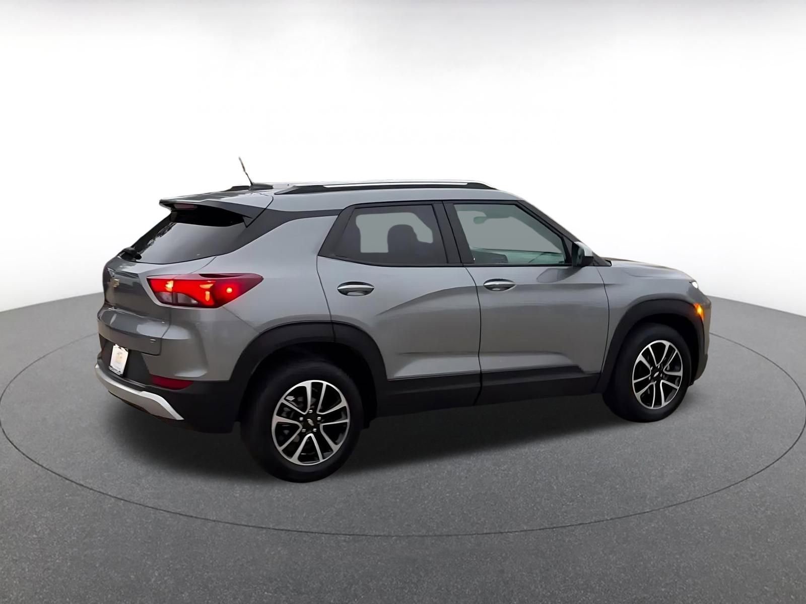 Used 2025 Chevrolet TrailBlazer LT image 15