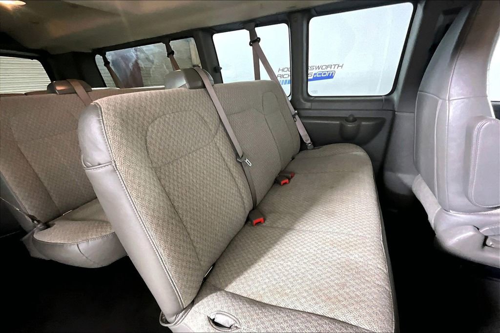 Used 2023 Chevrolet Express 3500 LT w/ LT Preferred Equipment Group RWD image 20