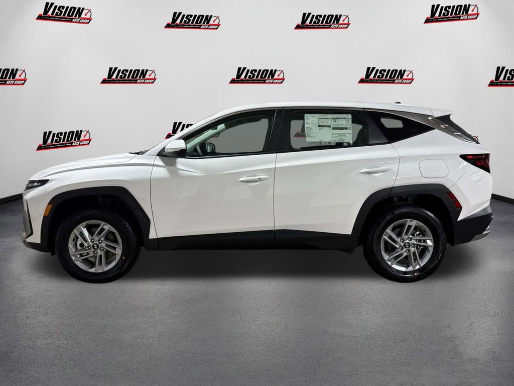 New 2026 Hyundai Tucson SE image 8