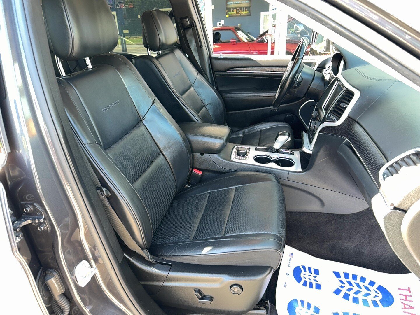 Used 2018 Jeep Grand Cherokee Summit AWD/4WD image 25
